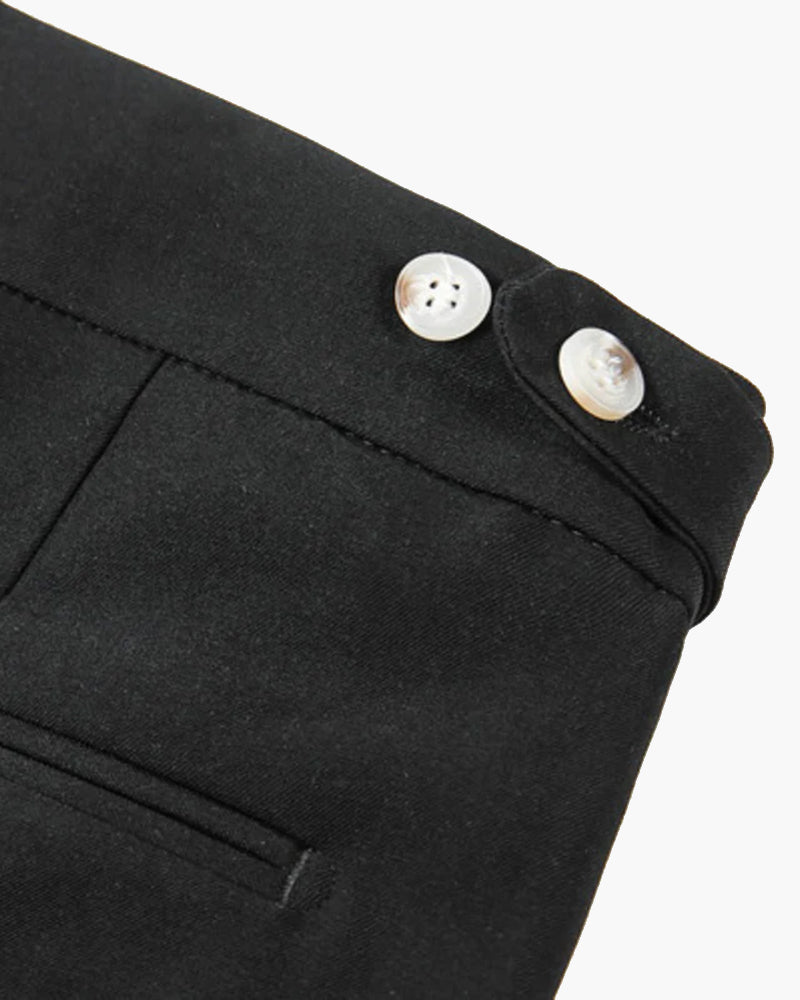 The Darlington Shorts – Tailored Ease for Warmer Days